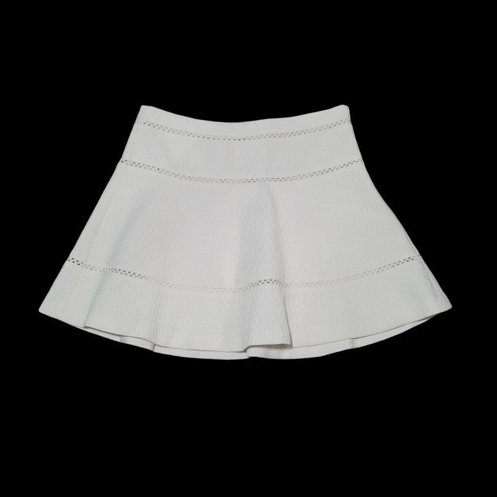Banana Republic white textured skirt